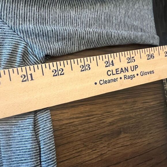 Alabama Crimson Tide size Large Signature Gray Textured hooded Sweatshirt - Picture 6 of 7